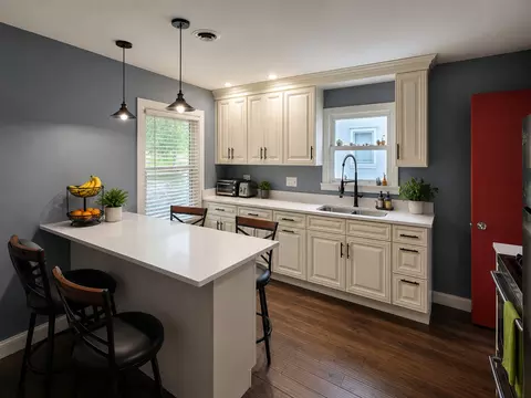 Kitchen - 8 Monroe St, Elgin, IL 60123 photo 1 of 2
