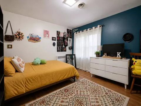 Bedroom - 8 Monroe St, Elgin, IL 60123 photo 1 of 3