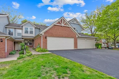 2106 Glasgow Ct, Hanover Park, IL 60133