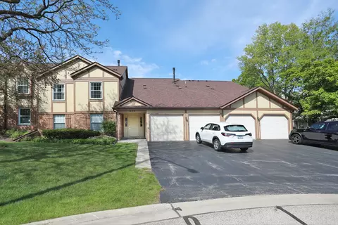 1143 Auburn Ln #1143, Buffalo Grove, IL 60089