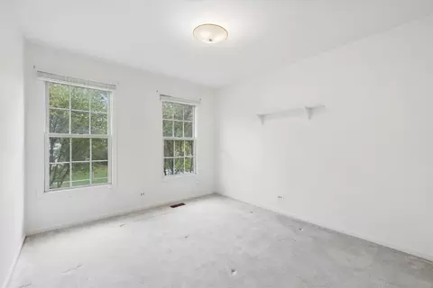 Bedroom - 1721 Waverly Ln, Algonquin, IL 60102 photo 2 of 3