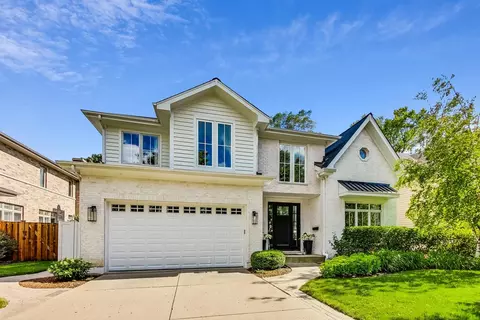 2439 Center Ave, Northbrook, IL 60062