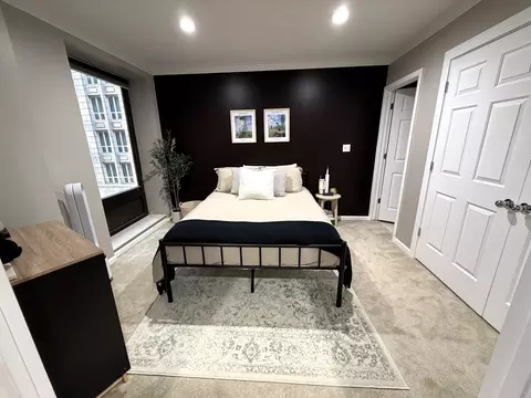 Bedroom - 40 E Delaware Pl #905, Chicago, IL 60611 photo 1 of 3