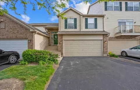 5303 Cobblers Xing, Mchenry, IL 60050