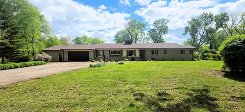 2856 E 3500s Rd, Kankakee, IL 60901