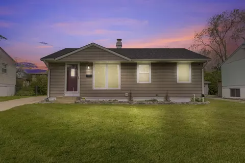 404 E Lincoln Ave, Glendale Heights, IL 60139