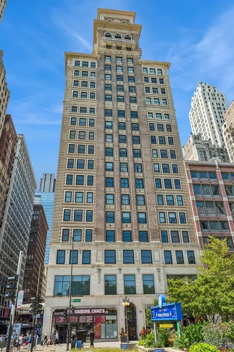 6 N Michigan Ave #1409, Chicago, IL 60602