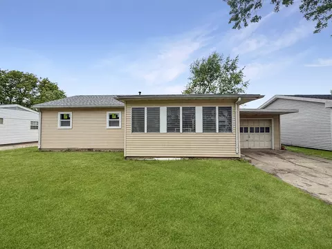 1305 Harper Dr, Rantoul, IL 61866