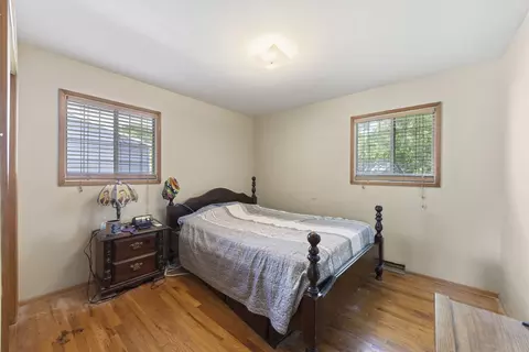 Bedroom - 303 Edgelawn Dr, Plano, IL 60545 photo 1 of 4