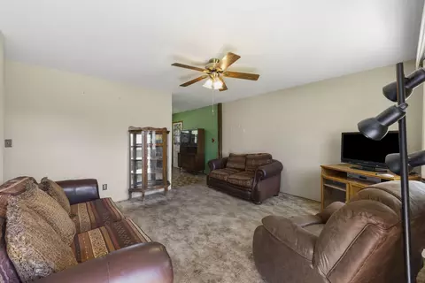 Living - 303 Edgelawn Dr, Plano, IL 60545 photo 1 of 3