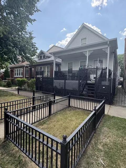 2052 N La Crosse Ave, Chicago, IL 60639