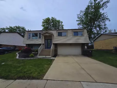 7447 160th Pl, Tinley Park, IL 60477