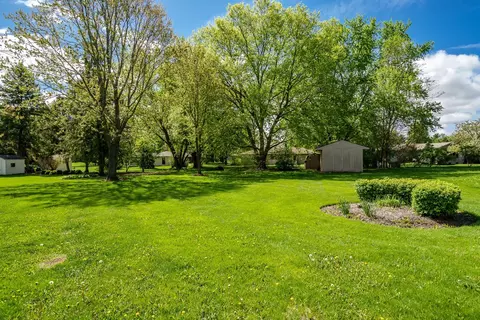 Exterior - 11891 Tresemer Rd, Roscoe, IL 61073 photo 4 of 8
