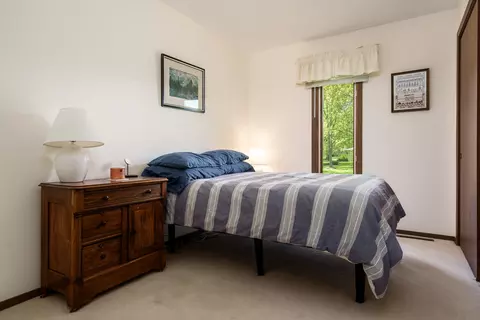 Bedroom - 11891 Tresemer Rd, Roscoe, IL 61073 photo 4 of 5