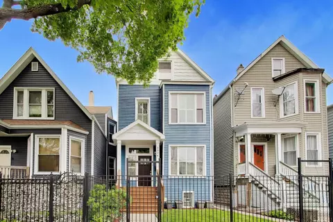 3526 W Mclean Ave, Chicago, IL 60647