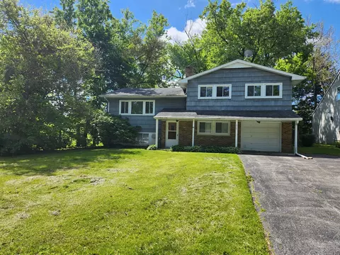 629 Jonquil Ave, Lisle, IL 60532