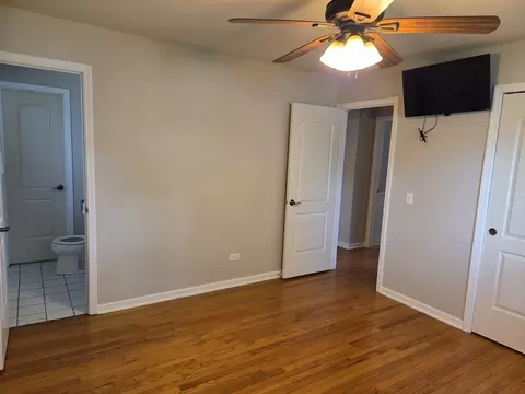 Bedroom - 651 W Wrightwood Ave, Addison, IL 60101 photo 2 of 2