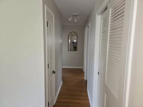 Entry Way - 651 W Wrightwood Ave, Addison, IL 60101 photo 1 of 1