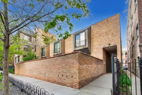 858 W Ainslie St #858A, Chicago, IL 60640