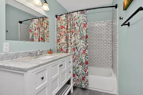 Bath - 1208 E North St, Lockport, IL 60441 photo 1 of 1