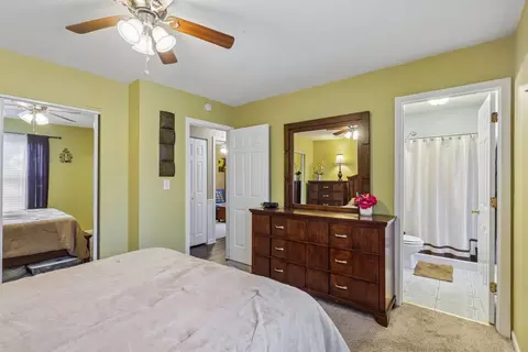 Bedroom - 3085 Timber Hill Ln, Aurora, IL 60504 photo 2 of 4