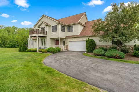 8674 Saddlebred Ct, Frankfort, IL 60423