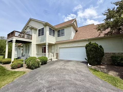 8674 Saddlebred Ct, Frankfort, IL 60423