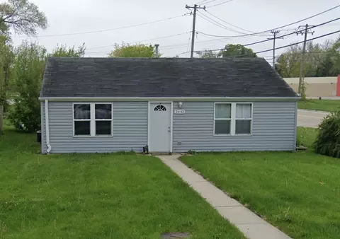 2442 Burbank St, Joliet, IL 60435