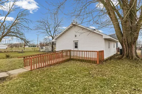 242 E Pine St, Paxton, IL 60957 photo 27