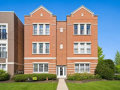 2204 N Natchez Ave #3N, Chicago, IL 60707