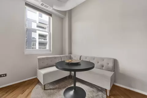 Dining - 950 W Monroe St #412, Chicago, IL 60607 photo 1 of 1