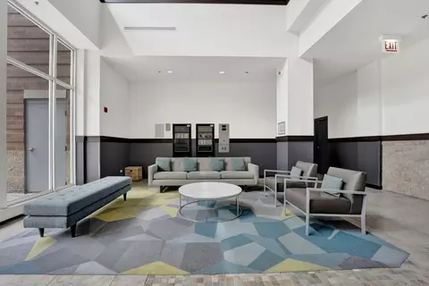 Living - 950 W Monroe St #412, Chicago, IL 60607 photo 8 of 8