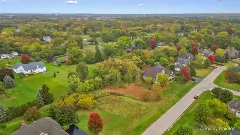 9780 Stonecastle Ln, Lakewood, IL 60014