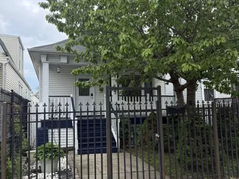 5819 S Fairfield Ave, Chicago, IL 60629