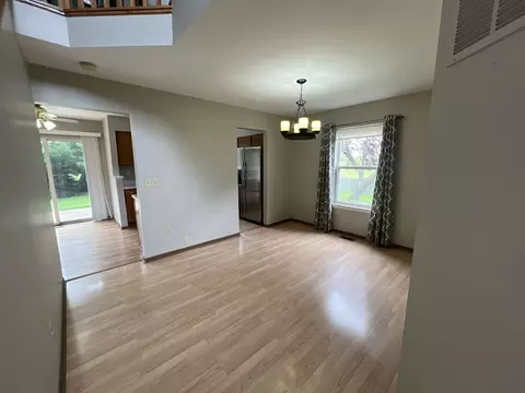 Dining - 21313 W Cascade Ct, Plainfield, IL 60544 photo 2 of 2
