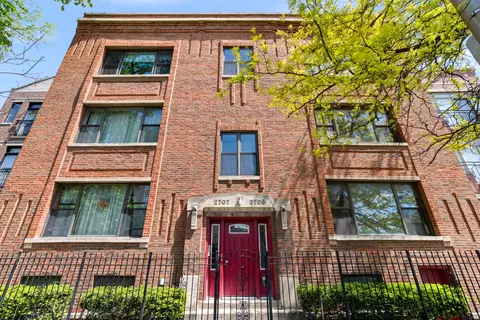 2705 N Campbell Ave #3S, Chicago, IL 60647