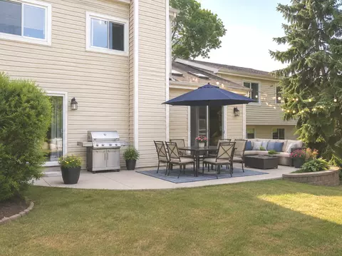 Exterior - 616 Claridge Cir, Hoffman Estates, IL 60169 photo 2 of 2