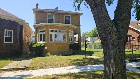 7718 S Bennett Ave, Chicago, IL 60649