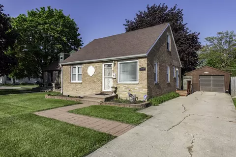 1111 N Berwick Blvd, Waukegan, IL 60085