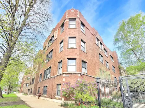 5465 S Ingleside Ave #2W, Chicago, IL 60615