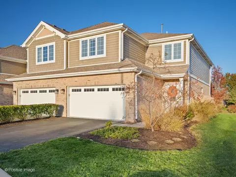 14277 Lacey Dr, Lemont, IL 60439