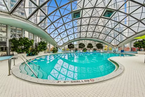 Exterior - 400 E Randolph St #1727, Chicago, IL 60601 photo 8 of 17