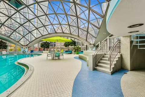 Exterior - 400 E Randolph St #1727, Chicago, IL 60601 photo 10 of 17