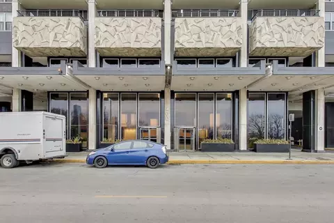 Exterior - 400 E Randolph St #1727, Chicago, IL 60601 photo 4 of 17
