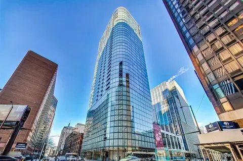 600 N Fairbanks Ct #3307, Chicago, IL 60611