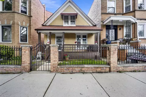 2719 N Richmond St, Chicago, IL 60647