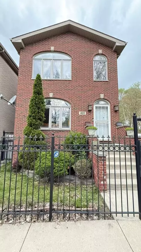 422 W 42nd Pl, Chicago, IL 60609