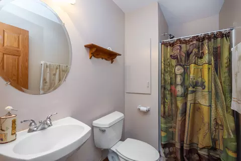 Bath - 36851 N Kerwin Ln, Ingleside, IL 60041 photo 4 of 4