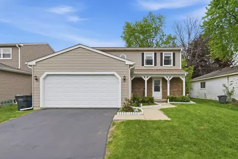 221 E Lakeside Dr, Vernon Hills, IL 60061