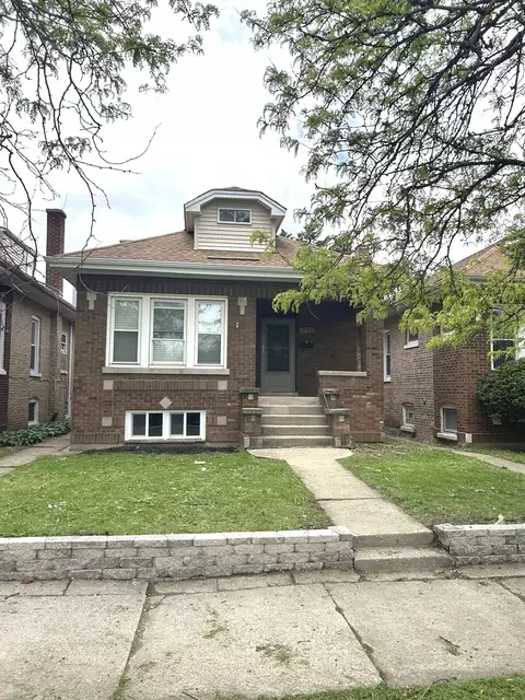 2426 N Neva Ave, Chicago, IL 60707